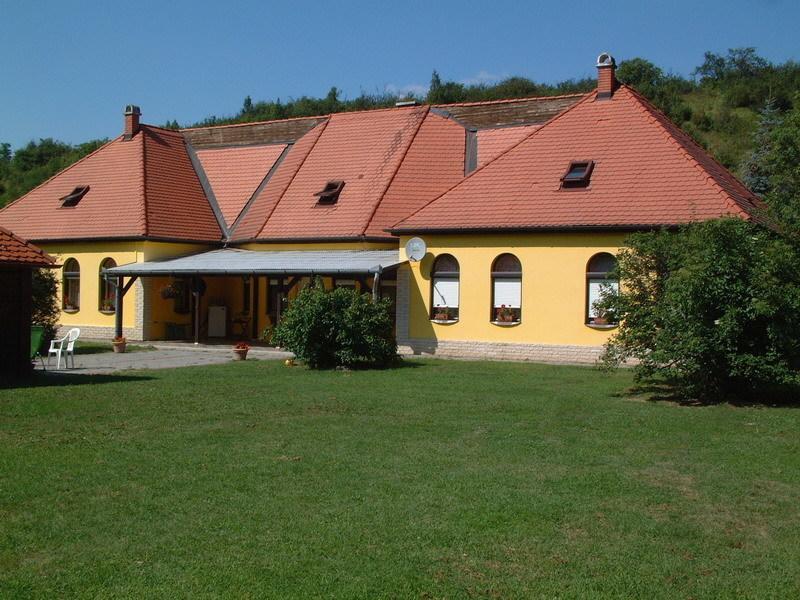 Hotel Kisecset-Vendeghaz Exterior foto
